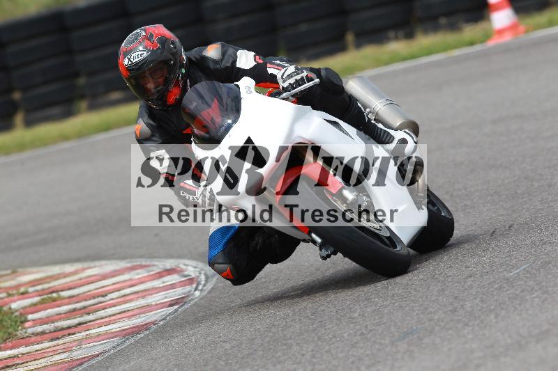 Archiv-2022/13 25.04.2022 Plüss Moto Sport ADR/Freies Fahren/6
